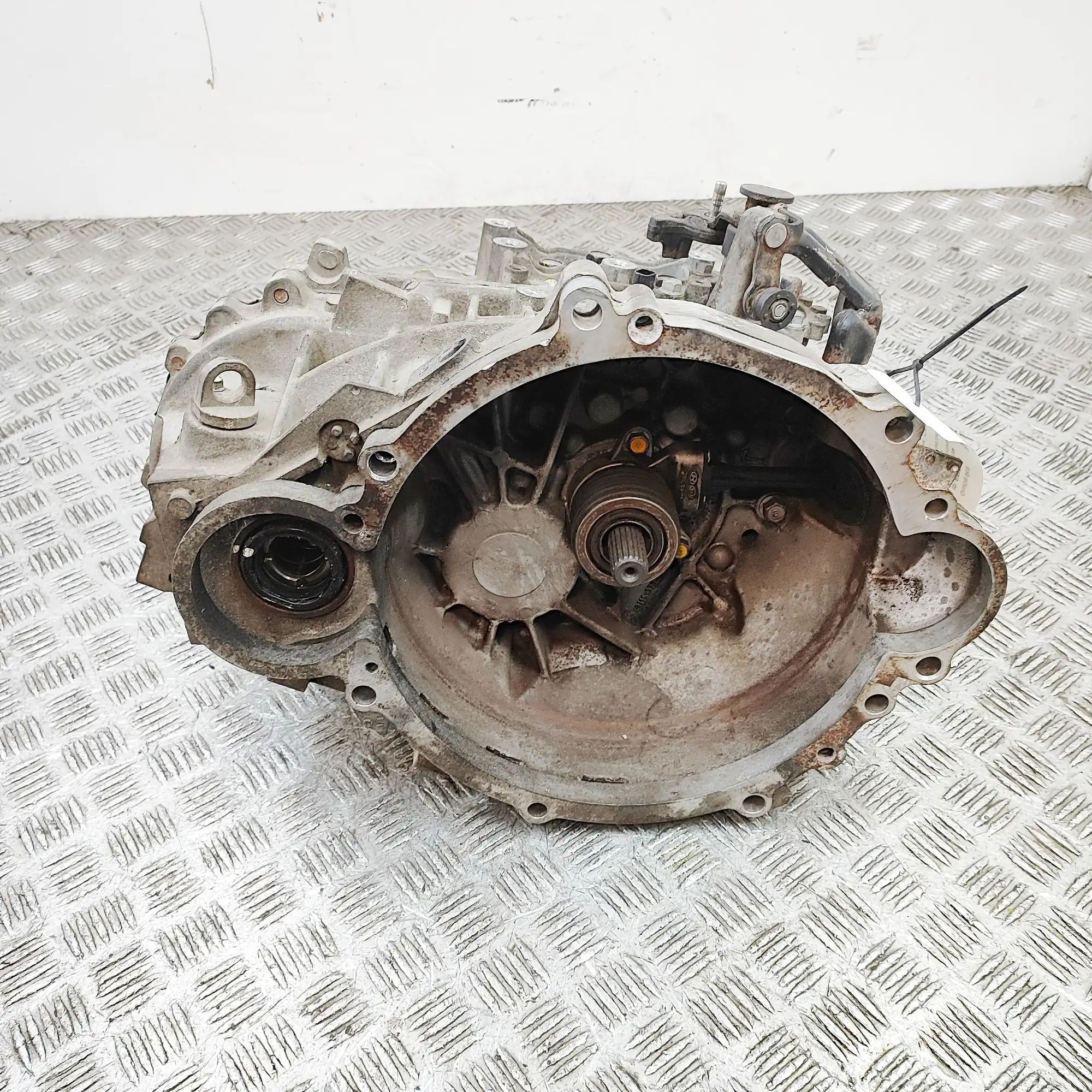 Hyundai Tucson Gearbox Gearbox — HYUNDAI TUCSON / IX35 III (TL) (2015-...