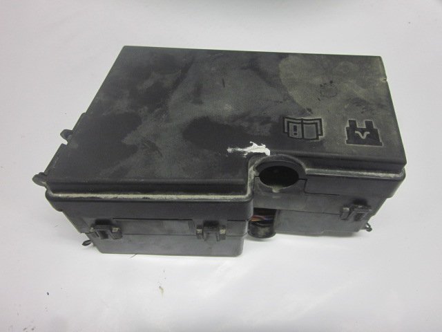 Ford Focus Fuse box Fuse box — FORD FOCUS II (2004-2012) — 3M5T14A0...