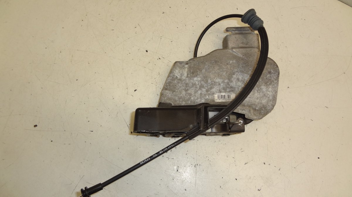 Volvo C30 Door lock — front right