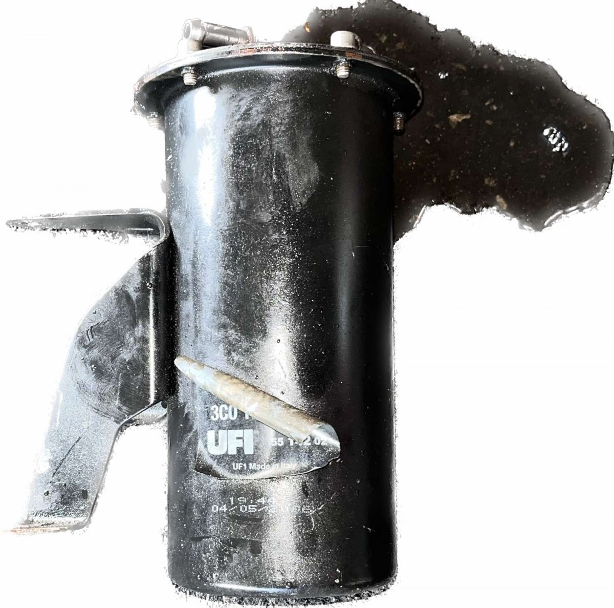 Volkswagen Passat fuel filter Fuel Filter — VW PASSAT B6 (3C) (2005-2010) — 3...