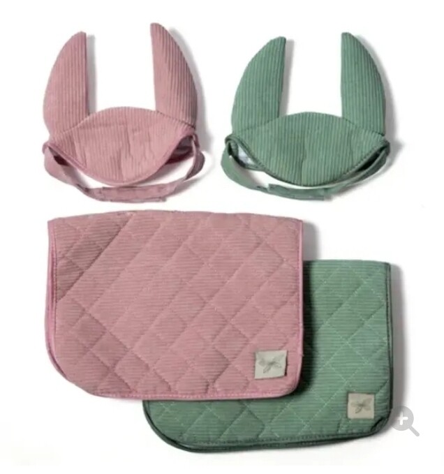 Saddle pad with Corduroy fly net