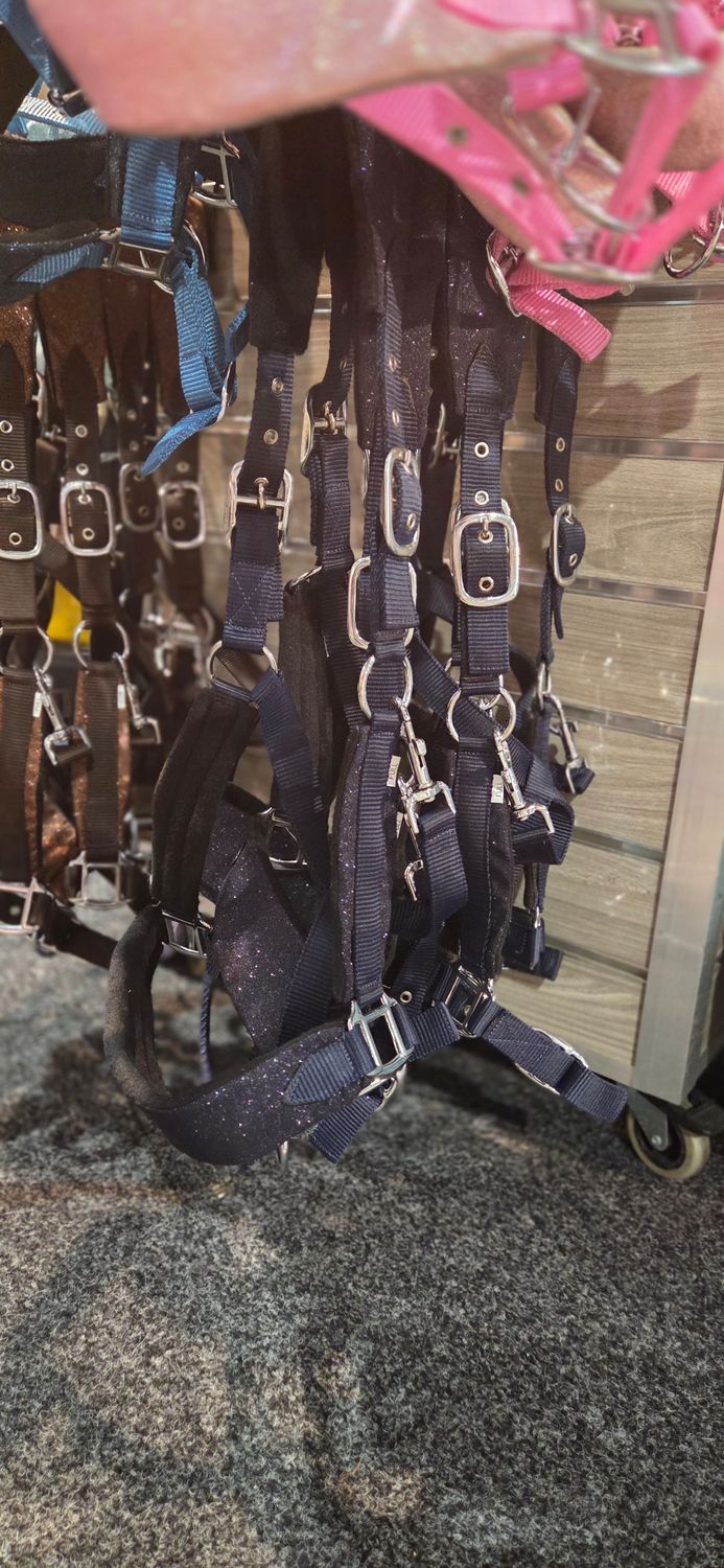 MbF halter leather strass