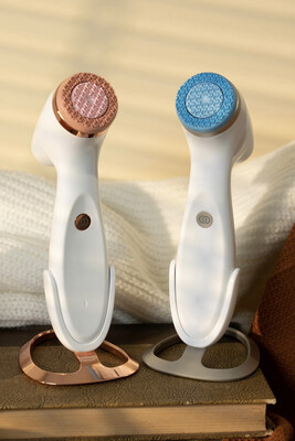LumiSpa iO Essentials Kit