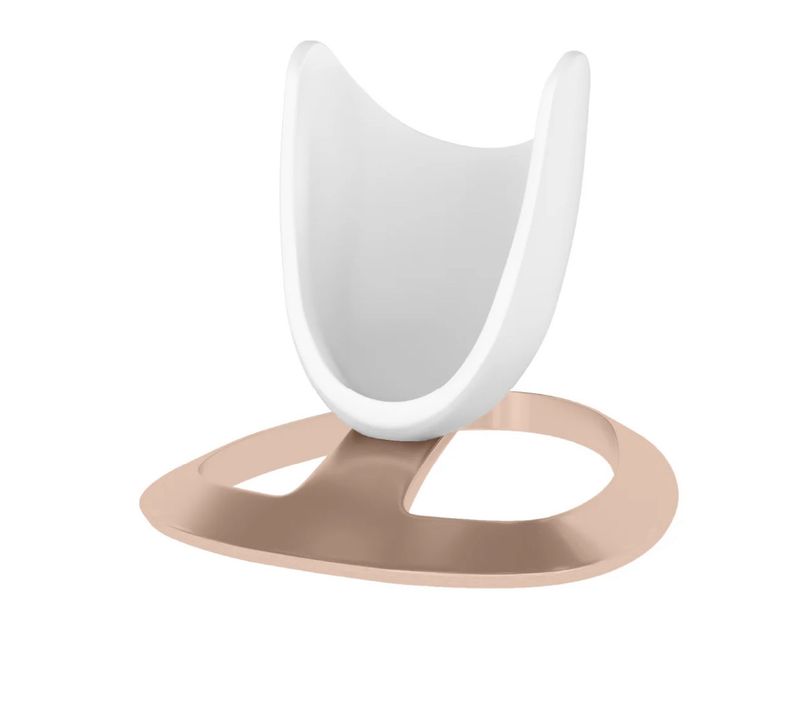 LumiSpa iO Stand