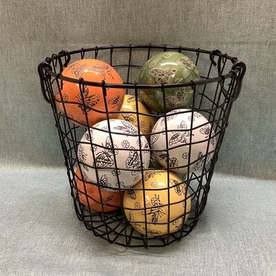 Wire Basket filled with 8 Decorative Ceramic Balls - RS3389