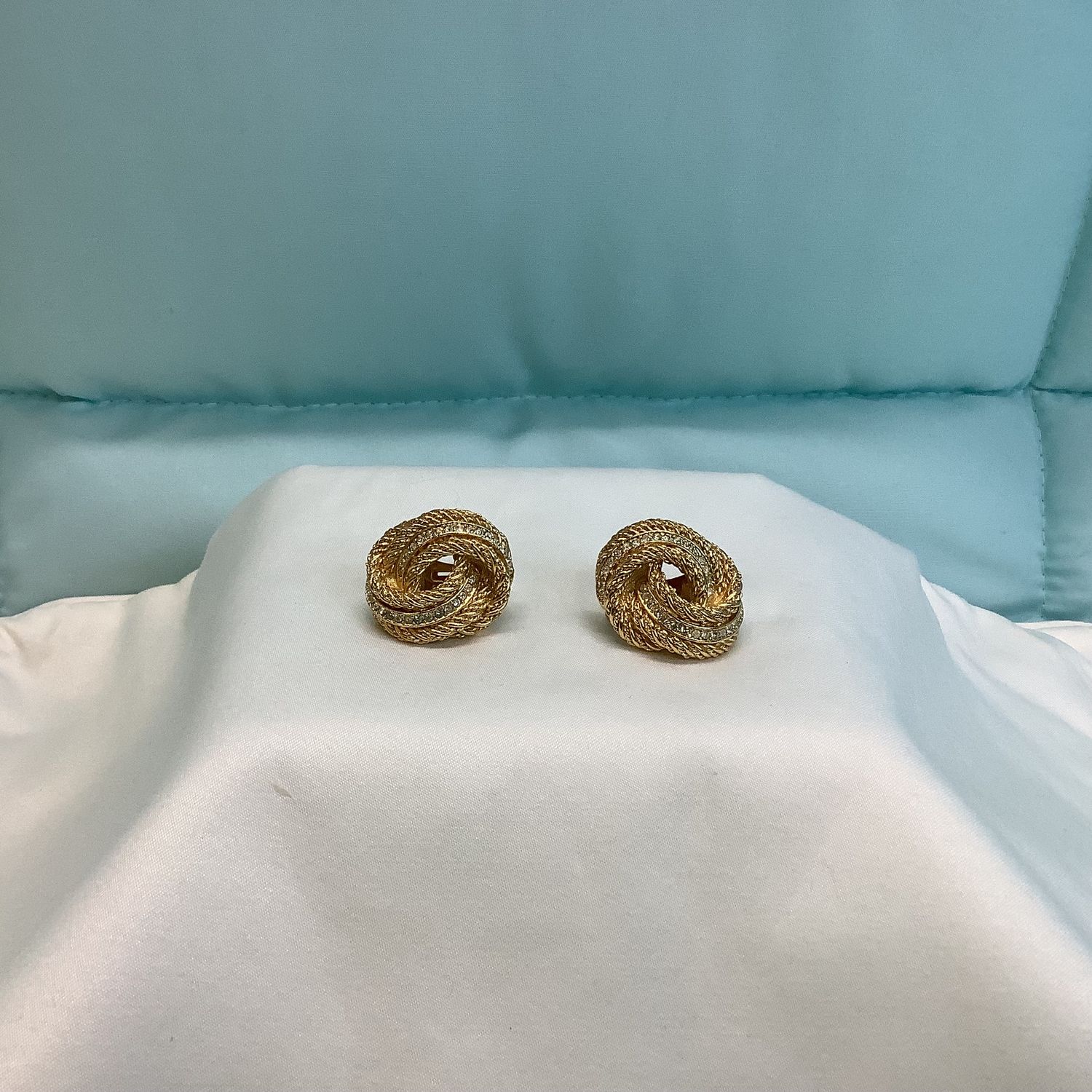 Christian Dior Golden Rope Knot Clip On Earrings - RS4013