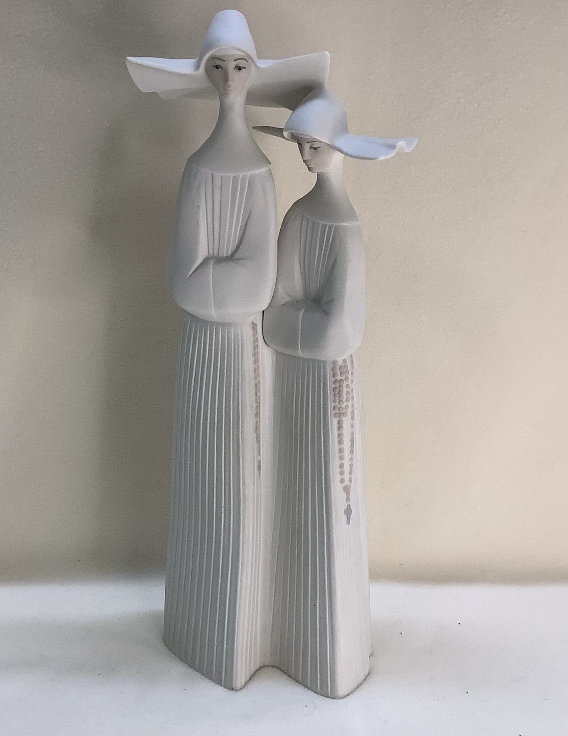 Vintage #4611 Lladro Two Nuns in White Porcelain 13&quot; Figurine - RS4620