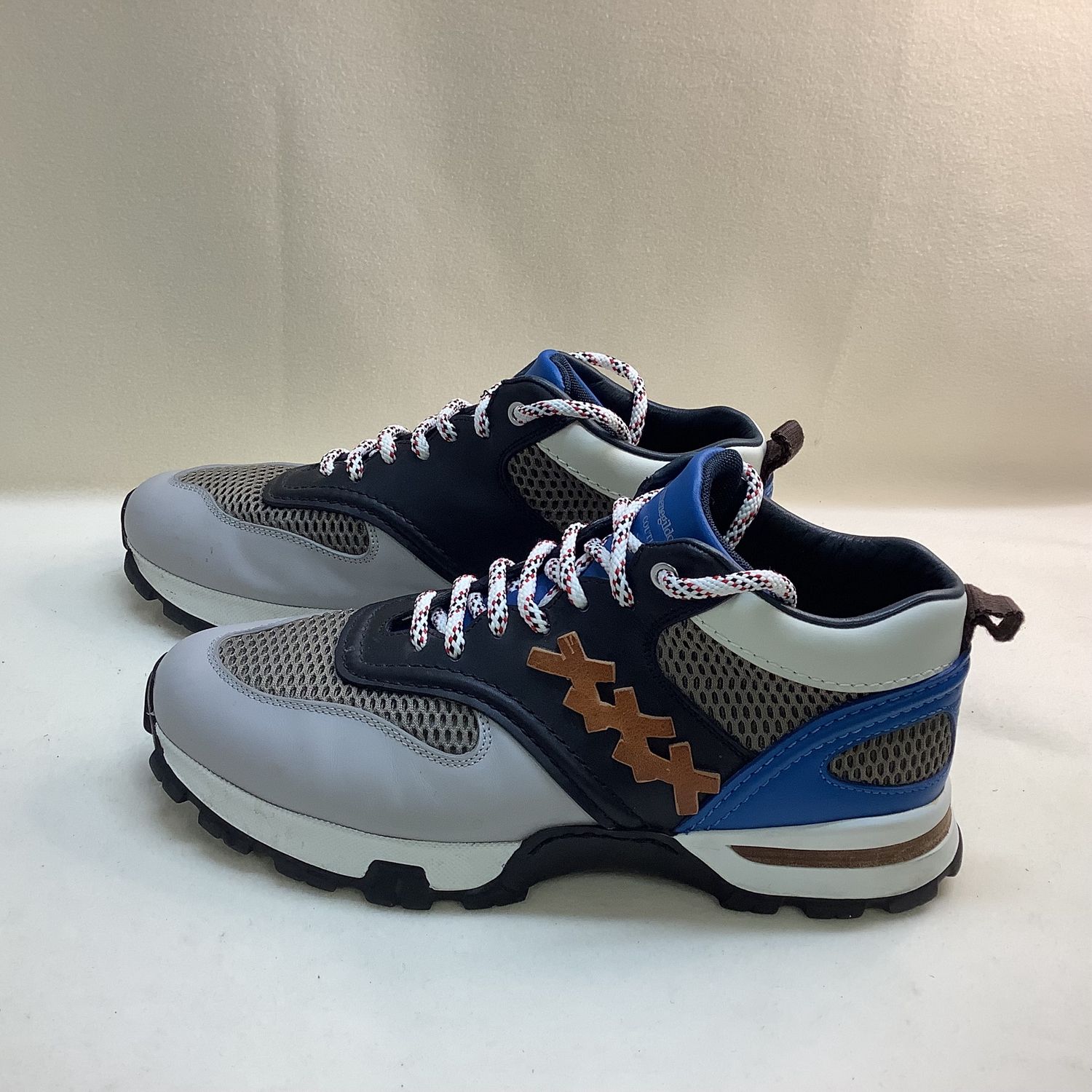 Ermenegildo Zegna Couture Leather Sneakers, Grey/Blue (Men&#39;s Size 9.5) - CL1978