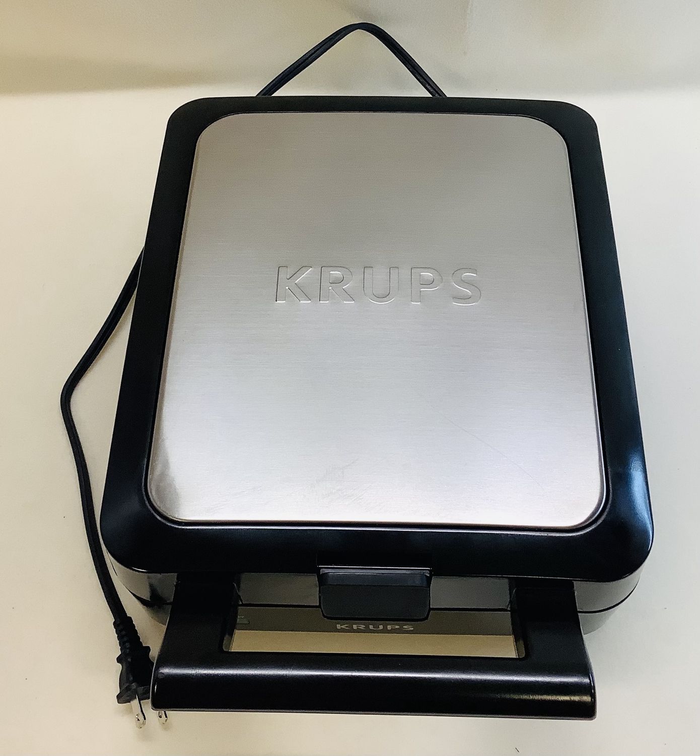 Krups GQ502 4-Slice Belgian Waffle Maker w/Removable Plates - RS4777