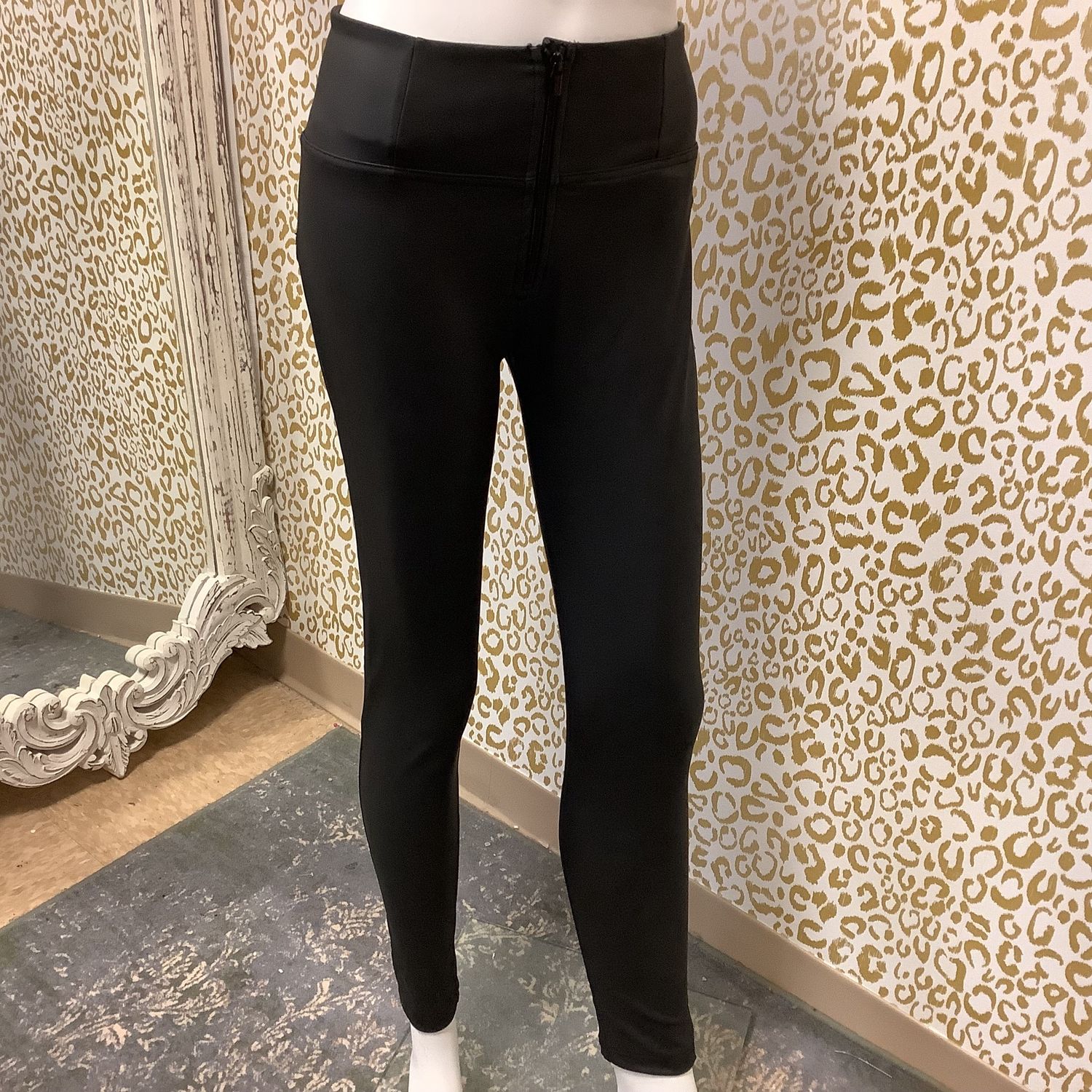 Freddy WRUP Faux Leather High Waisted Pants, Black (Women&#39;s Size M) - CL1990