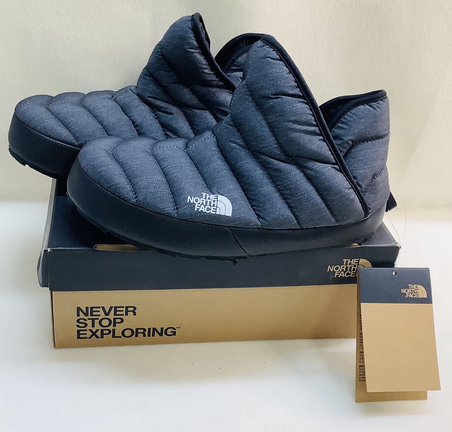 The North Face Thermoball Traction Booties, Grey/Black (Women&#39;s Size 7) - CL2005