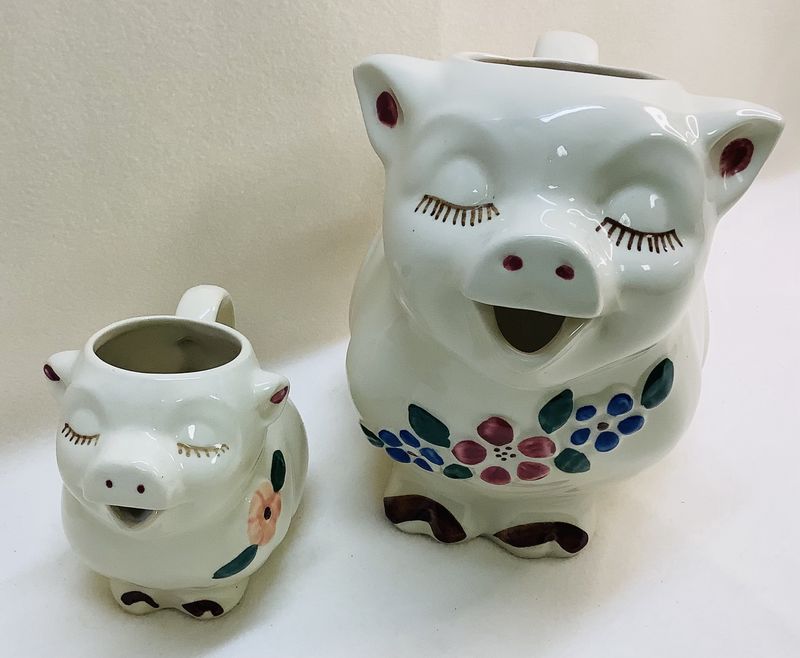 Vintage Shawnee Smiley Pig Pitcher w/Flowers and Lashes &amp; Creamer w/Pink Flower - RS4822
