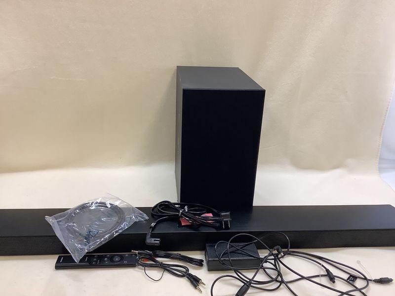 Samsung HW-B650 Powered 3.1 Channel Sound Bar &amp; Wireless Subwoofer System w/Bluetooth and DTS Virtual:X - RS4922