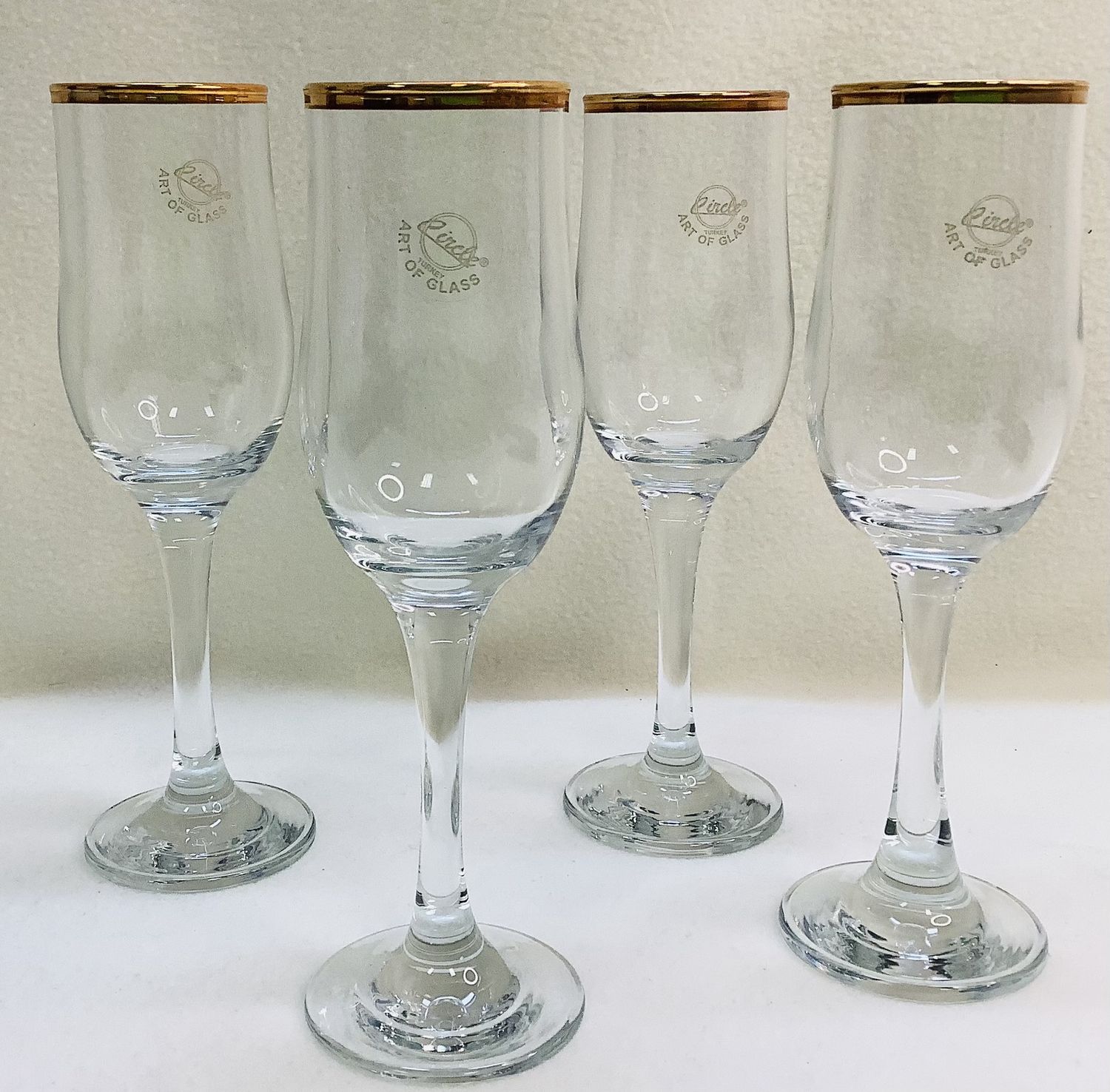 Circle Turkey Art of Glass Gold Rimmed Champagne Flutes (Set of 4) - RS4932
