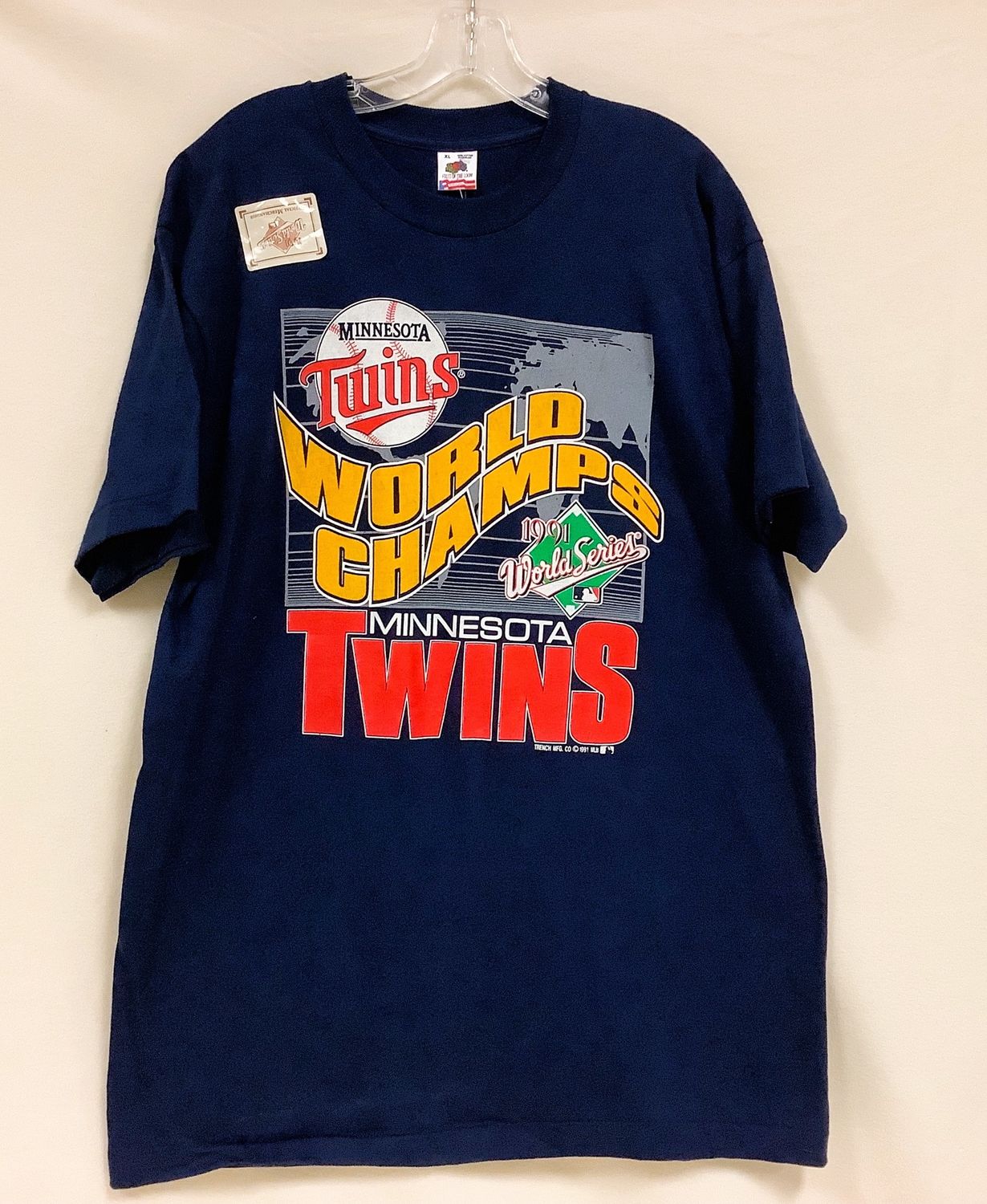 Minnesota Twins World Series Champions T-Shirt, Navy Blue (Men&#39;s Size XL) - CL2019