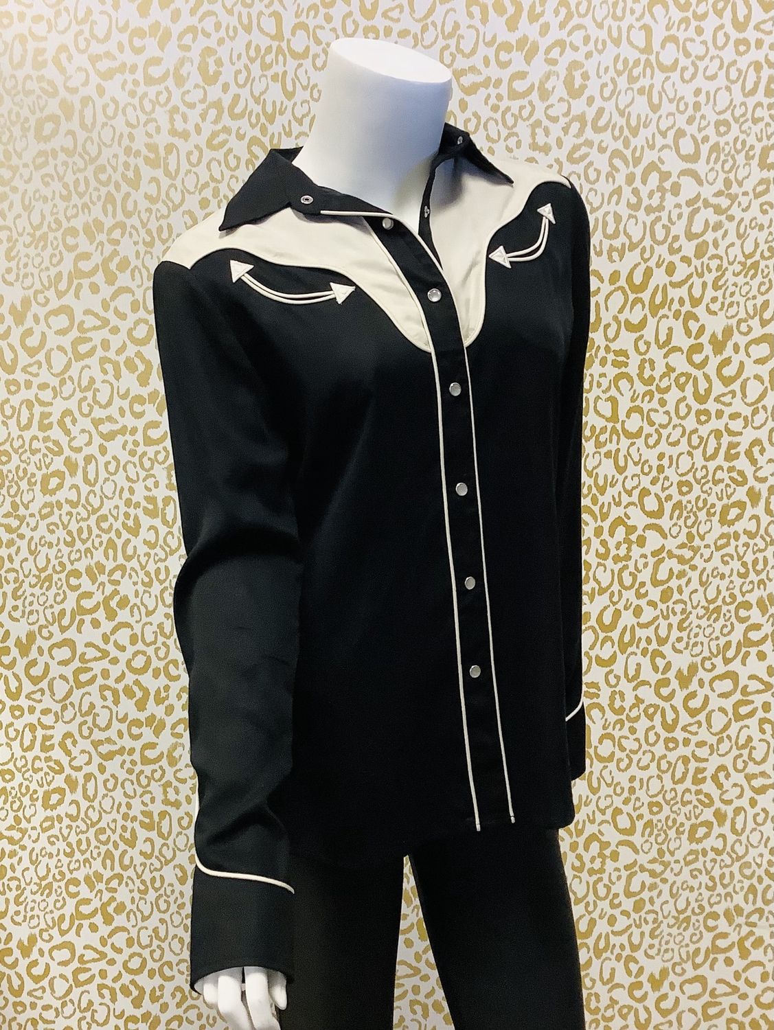 H Bar C Ranchwear San Juan Pearl Snap Shirt, Black (Women&#39;s Size M) - CL2032