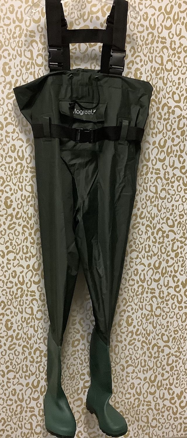 Magreel Chest Waders - Adult Size 44 (men&#39;s size 10.5 or 11/women&#39;s size 11.5 or 12) - RS5134