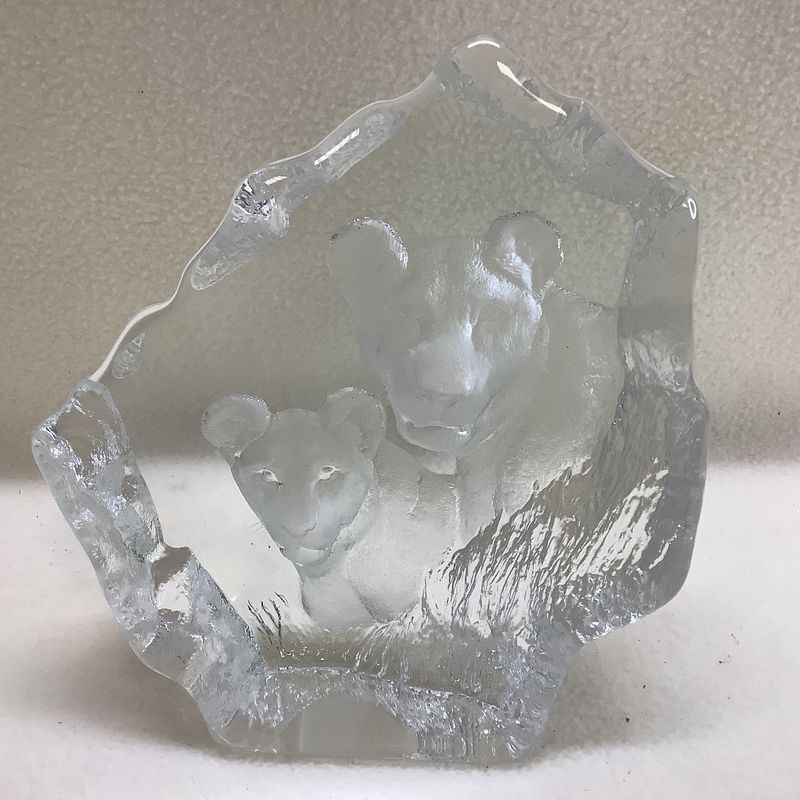 Mats Jonasson Crystal Lion Sculpture - RS5160