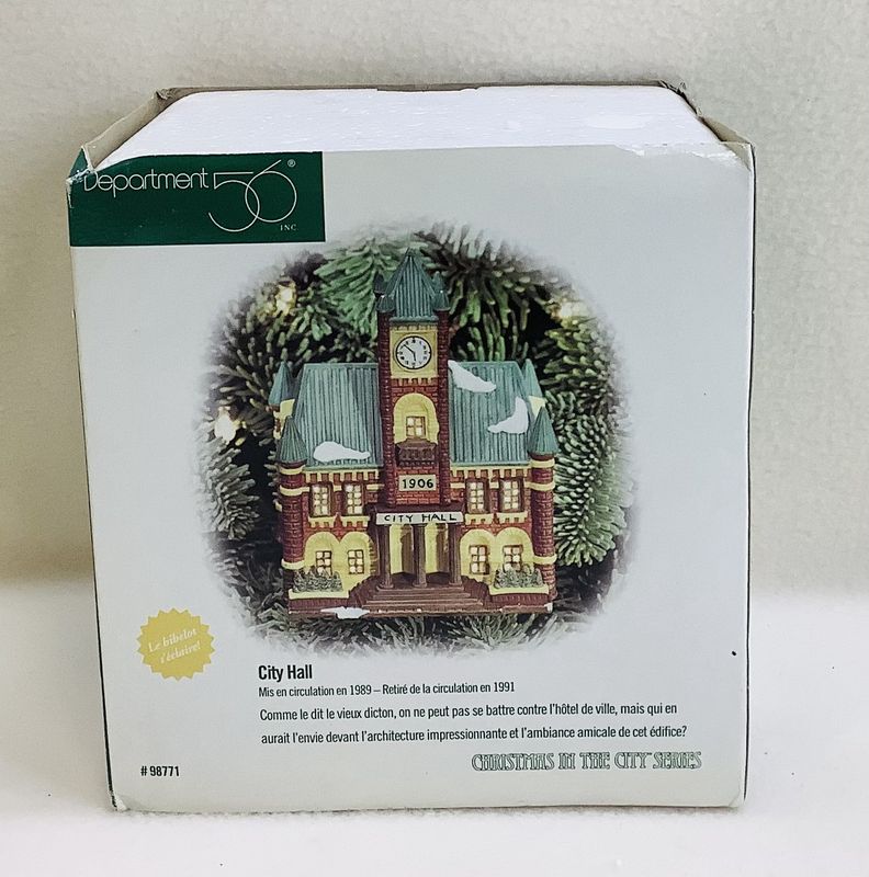 Department 56 Christmas in the City "City Hall" - RS5167