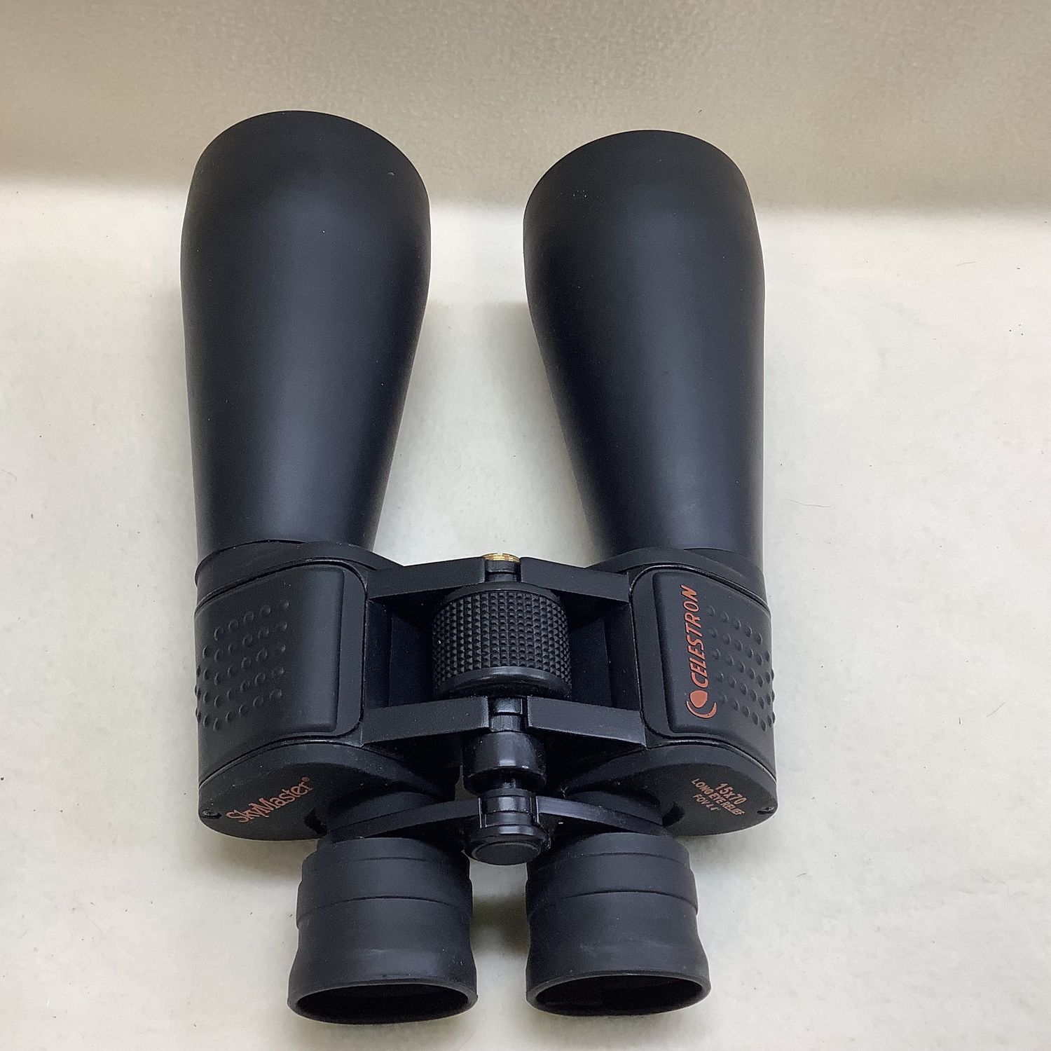 Celestron SkyMaster 15 x 70 Long Eye Relief Binoculars - RS5186
