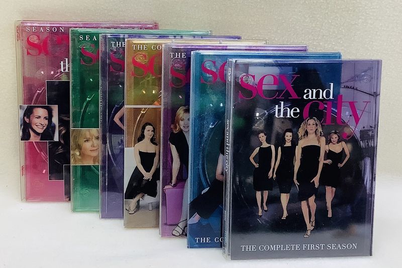 &quot;Sex and the City&quot; DVD Collection, Complete Series (Seasons 1-6) - RS5235