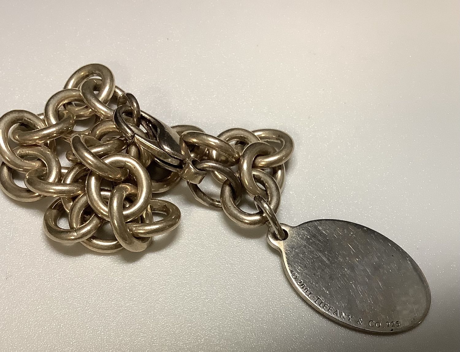 Vintage Tiffany &amp; Co. Enamel/Sterling Flag Charm on Link 6&quot; Bracelet - RS5258