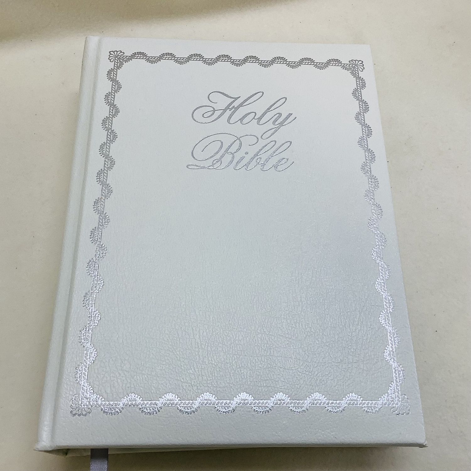 Thomas Kinkade "Lighting the Way Home" Wedding Edition Family Bible, King James Version - RS5289