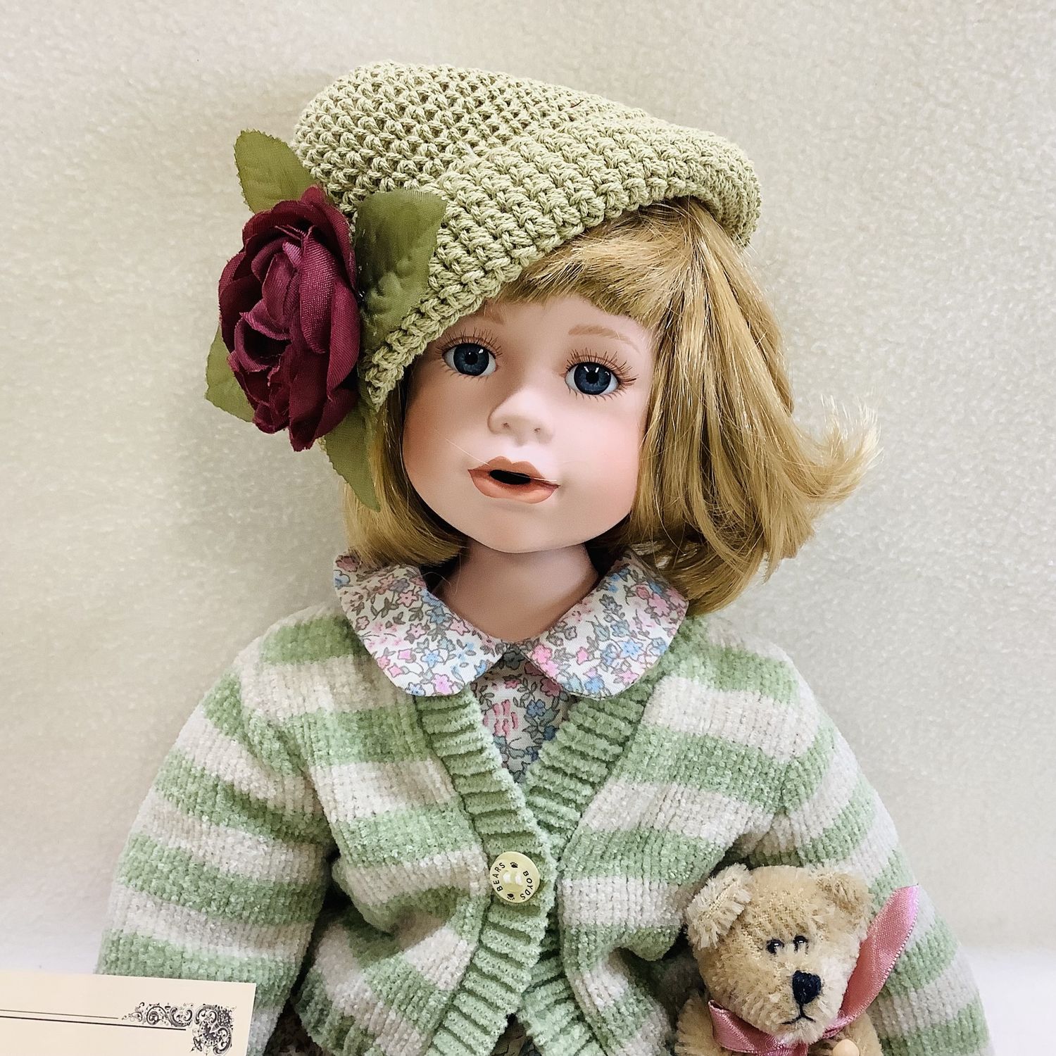 Yesterday&#39;s Child Boyds Collection &quot;Jessica with Cuddlesâ€¦Mothers&#39; Day Memories&quot; Doll - RS5291