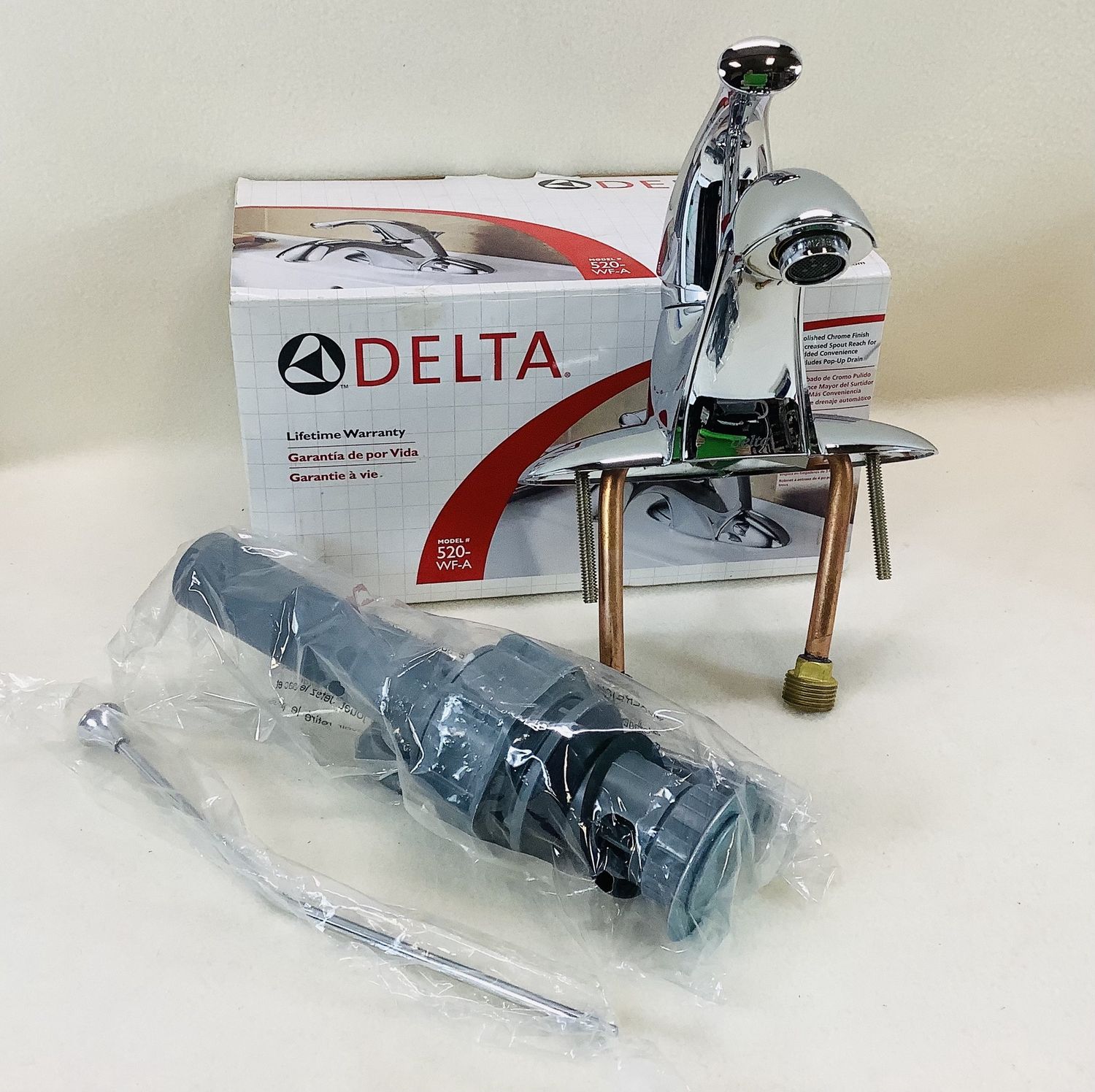 Delta Classic Bathroom Sink Faucet - RS5328