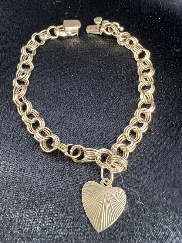 14K Gold Bracelet with Heart Charm - RS5349