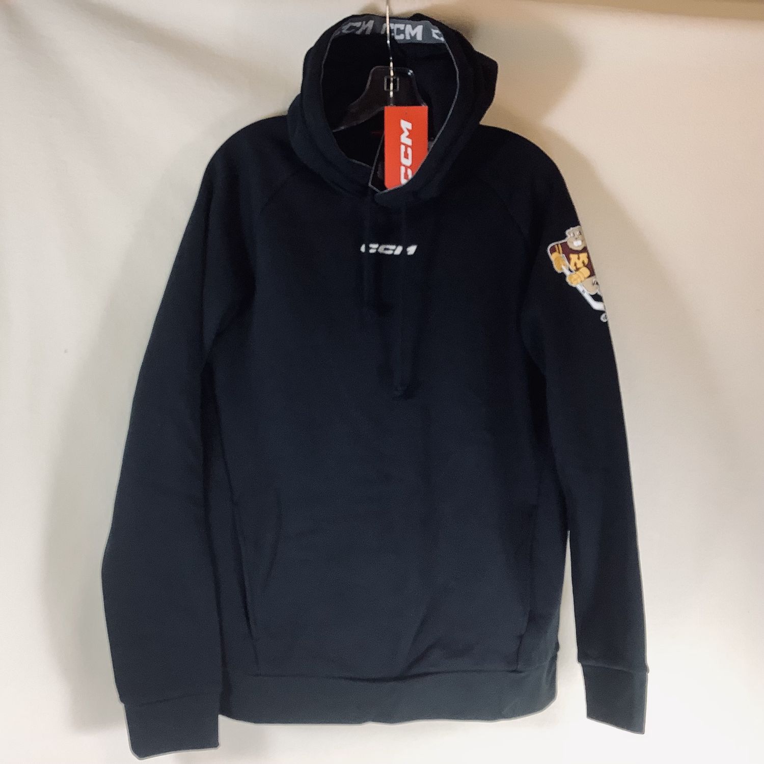 CCM Minnesota Gopher Hockey Hoodie, Black (Men&#39;s Size M) - CL2050