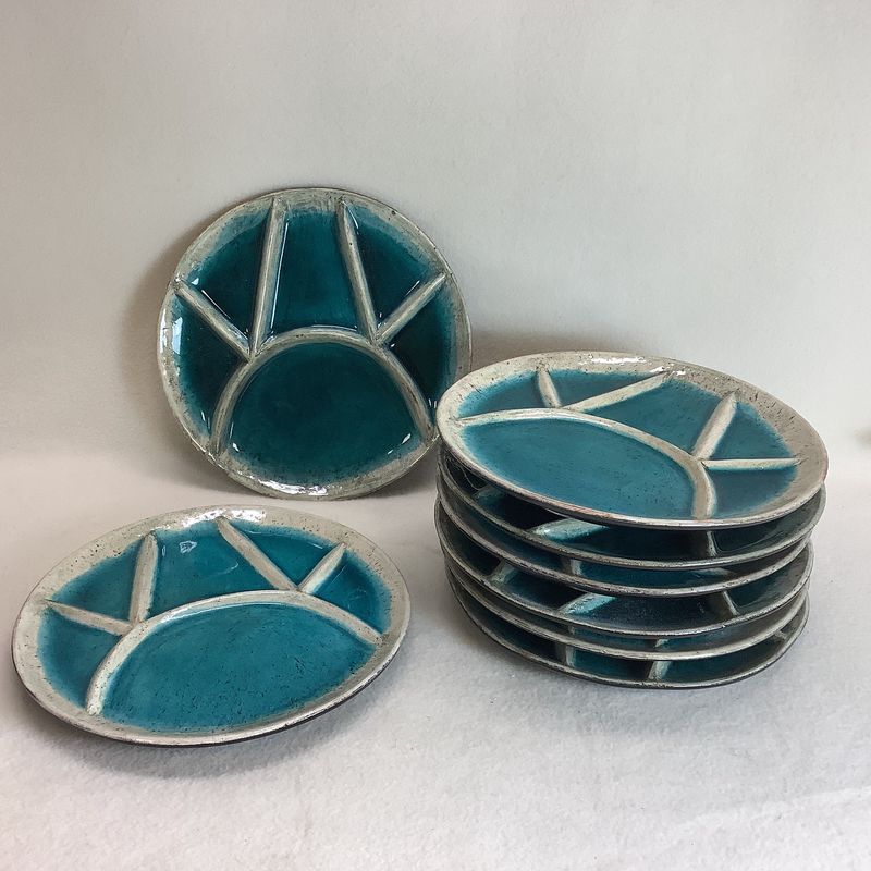 Midcentury Modern Hugo Kohler Biel Swiss Art Pottery Fondue Plates (Set of 8) - RS5371