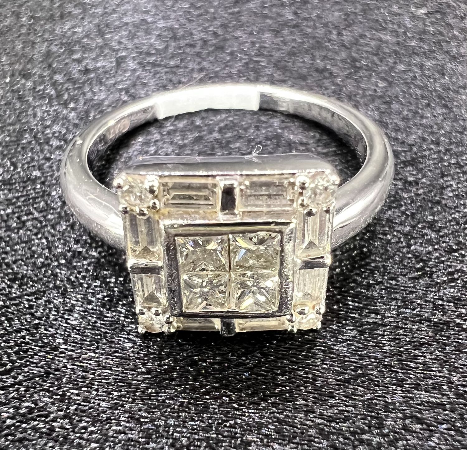 14K White Gold Diamond Mosaic Ring, Approx. 1 ct, Size 6.5 - RS5385