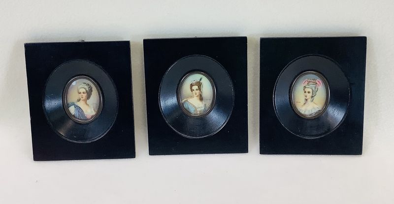 Vintage Minature Portraits in Black Oval Frames (Set of 3) - RS5401