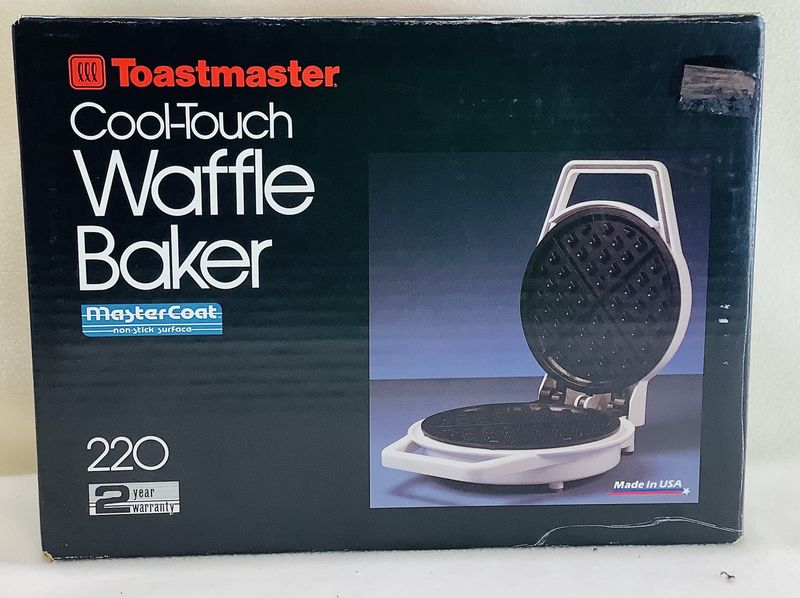 Toastmaster Cool-Touch Waffle Baker, Model 220 - RS5410