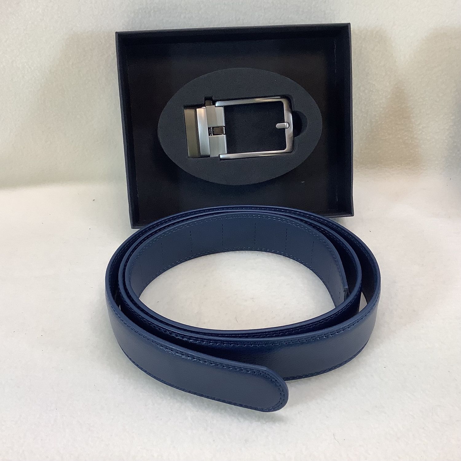 Buckley Belts Men's No-Hole Leather Belt - RS5485, Color: Blue