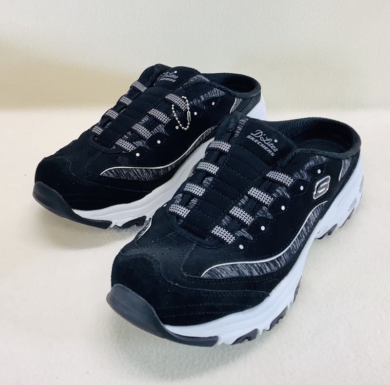 Skechers D'Lites Slip-On Mule Sneaker, Black/White (Women's Size 11) - CL2072