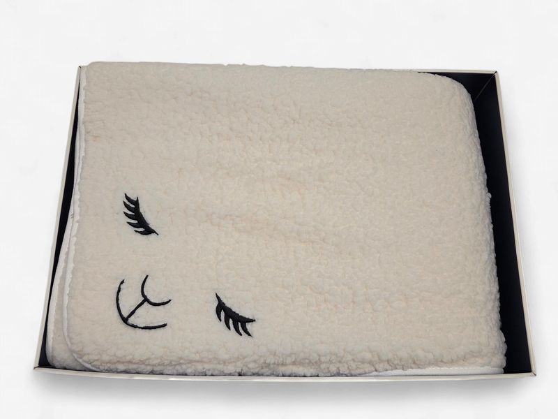 Bath &amp; Body Works Lambie Sleep Blanket, White - RS5570