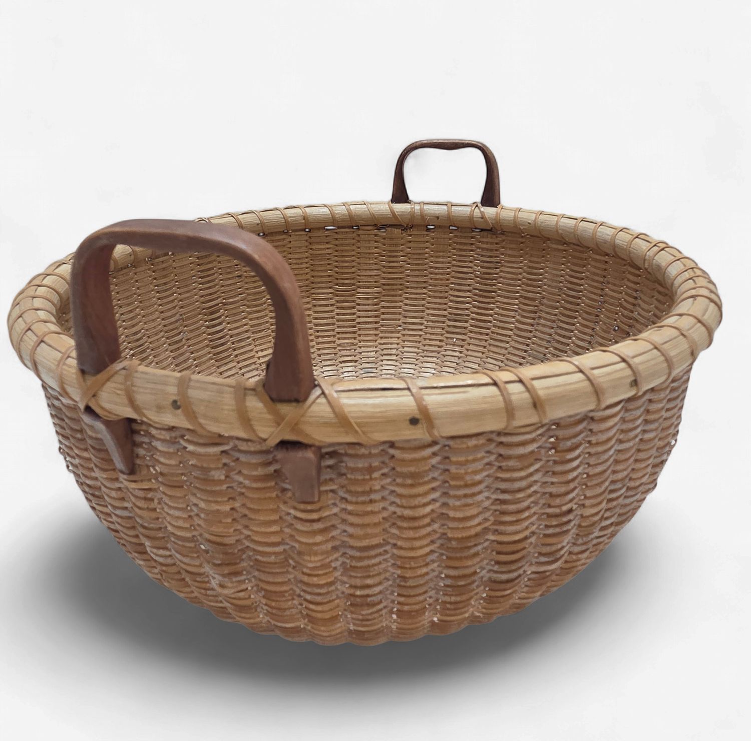 Vintage Signed Nantucket Basket - RS5676