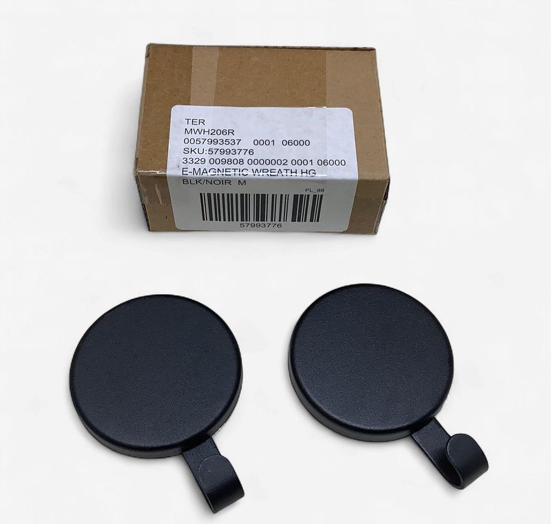 Haute Decor Attract Magnetic Wreath Hangers, Matte Black (Set of 2) - RS5746