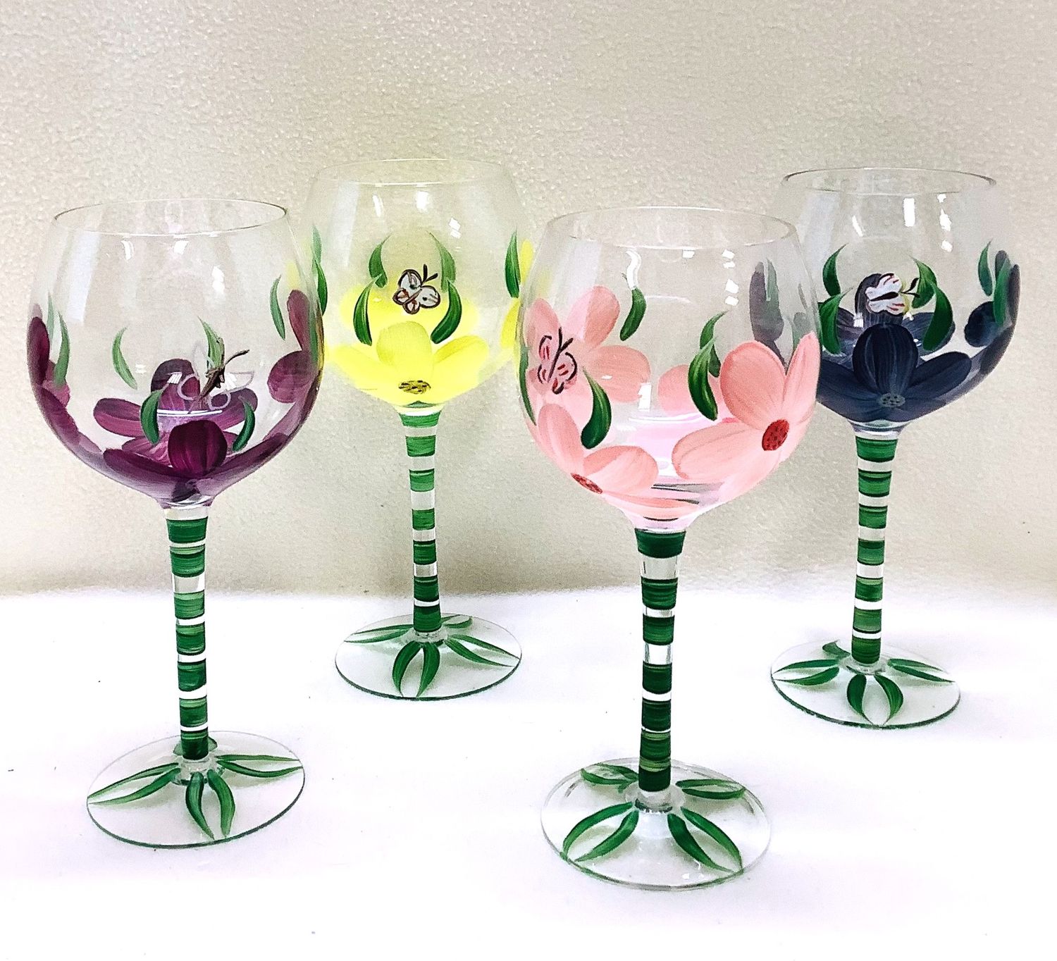 "Country Garden" 14 oz. Handpainted Wine Goblets by Home Essentials &amp; Beyond (Set of 4) - RS5791