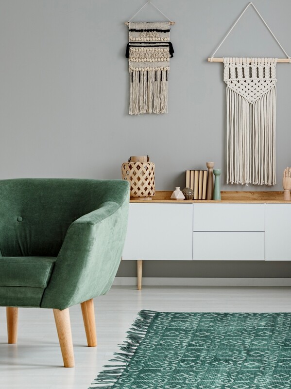 Furnishings and guest essentials list