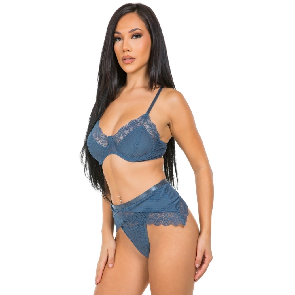 Scalloped Lace 3 Piece Set, Size: 1X