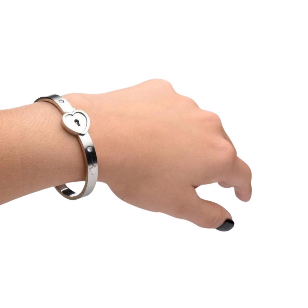 Cuffed Locking &amp; Key Necklace
