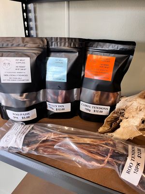 DRIED TREATS