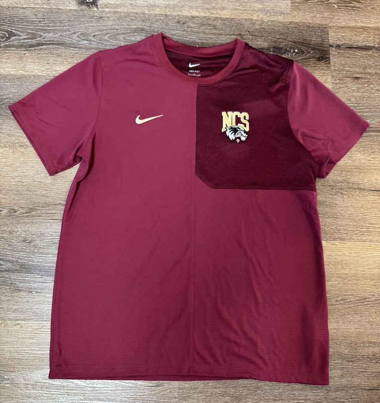 Nike Womens Maroon S/S