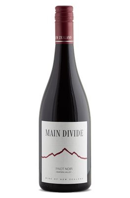 Main Divide Pinot Noir 2022