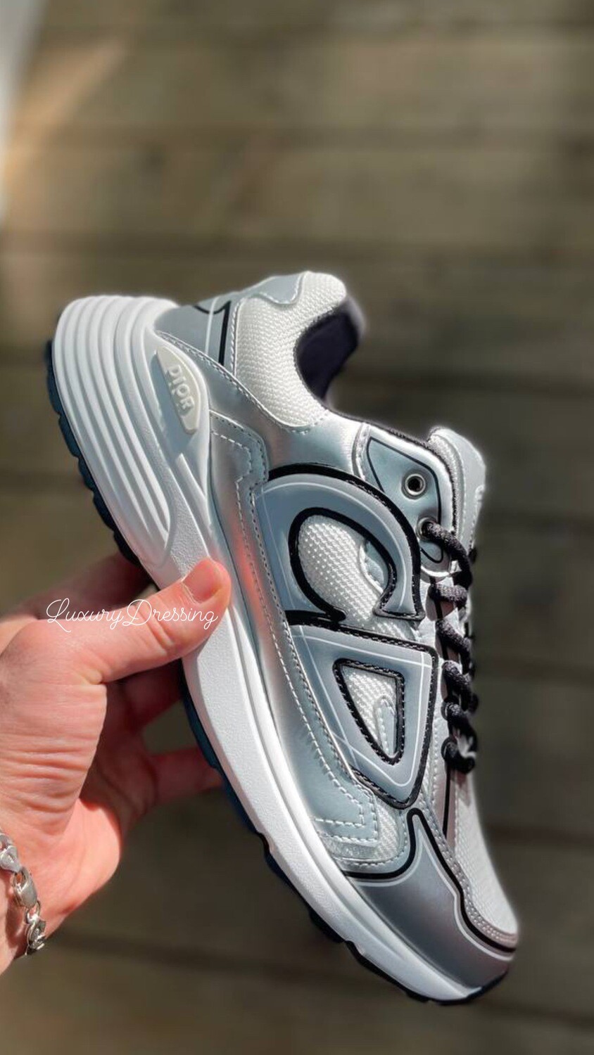 B30 sneakers