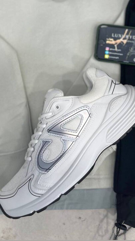B30 sneakers