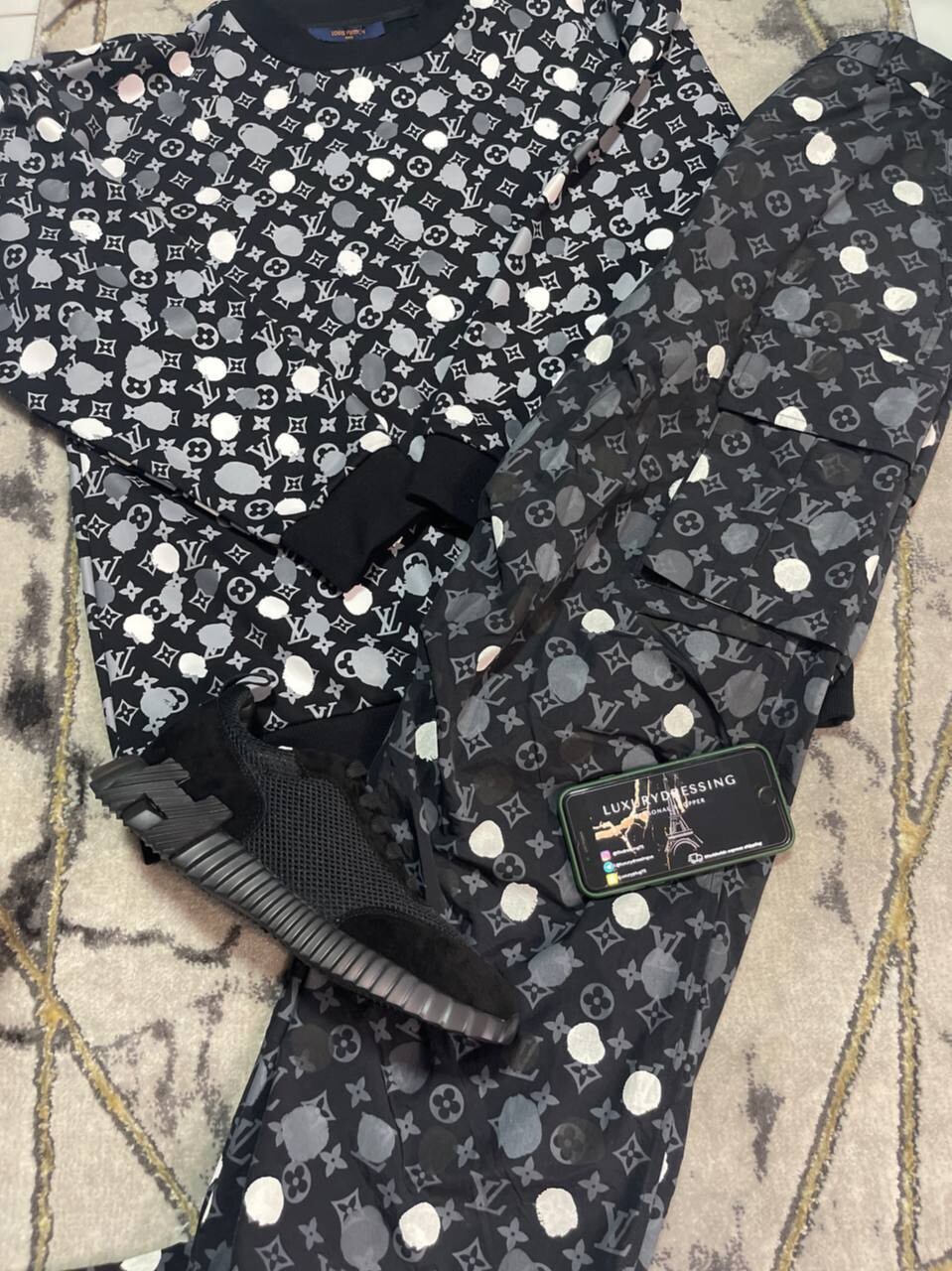 LV set (jumper &amp; pant)